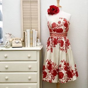 Forever 21 Strapless Rose Floral Bubble Hem Dress